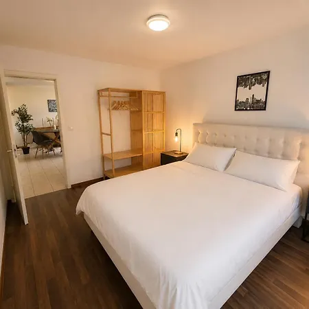 Book2stay - * Μπίελ/Μπιένε