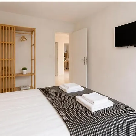 Book2stay -